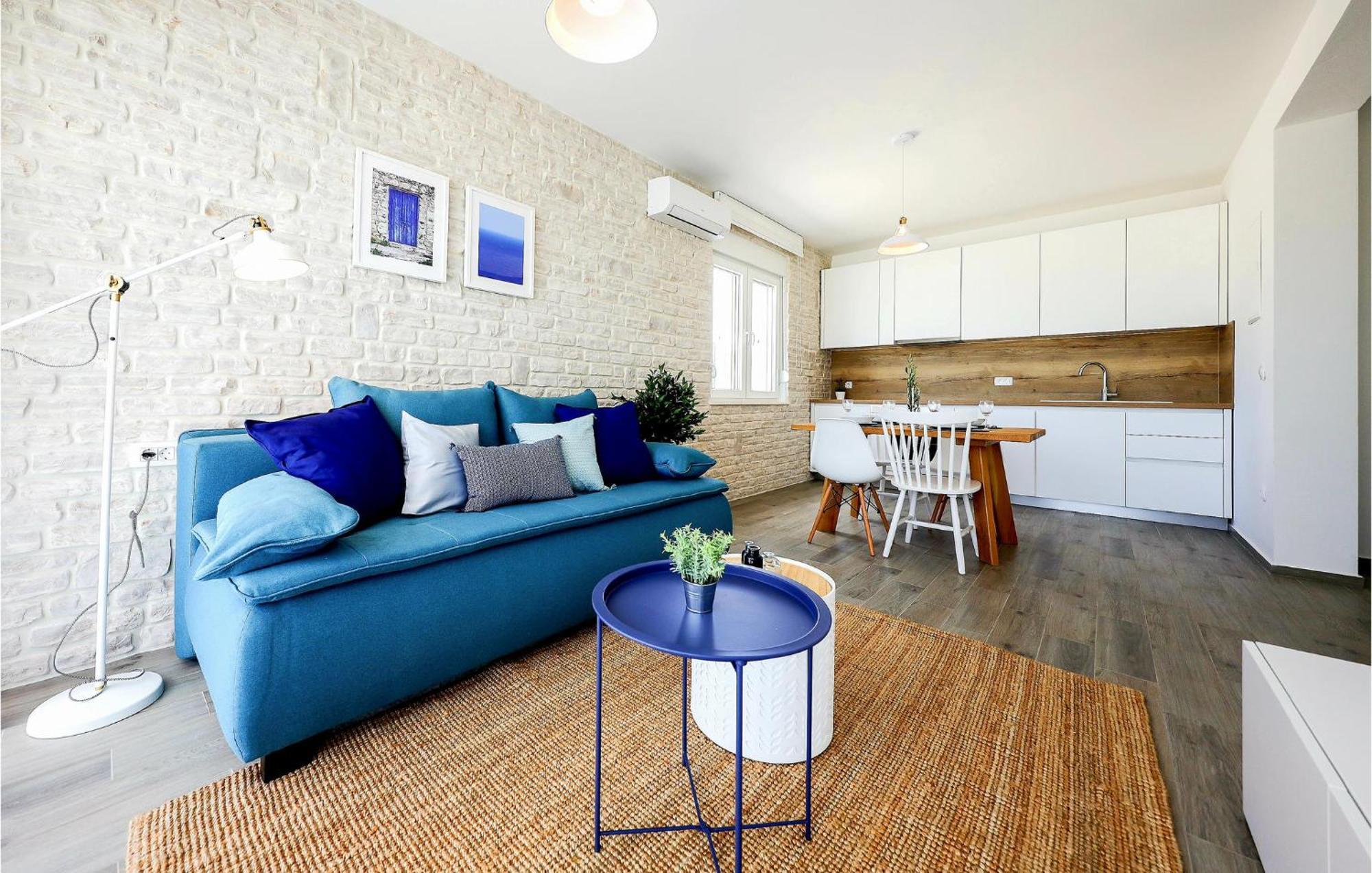 Stunning Home In Vrsi With Kitchen Exteriör bild