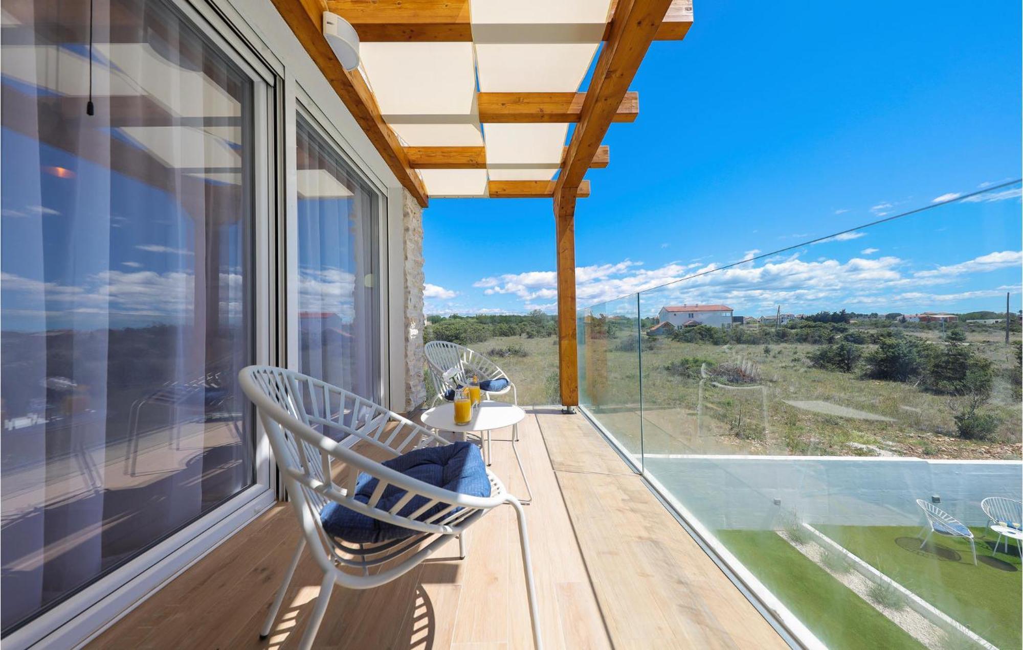Stunning Home In Vrsi With Kitchen Exteriör bild